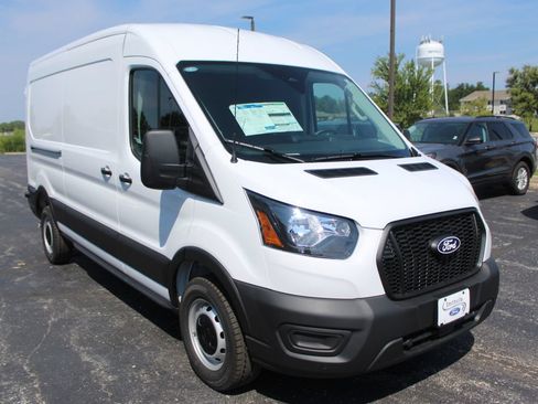 New 2026 Ford Transit 250 148 Medium Roof w/ Load Area Protection Package RWD image 7