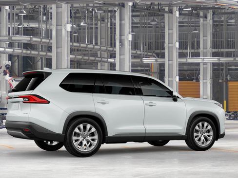 New 2026 Toyota Grand Highlander Limited image 13