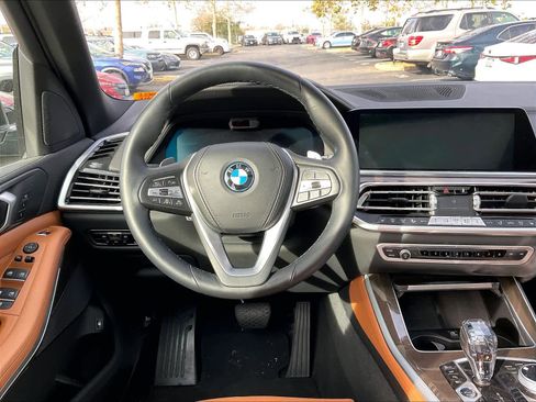 Certified 2023 BMW X5 xDrive45e w/ Executive Package image 8