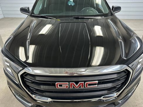 Used 2023 GMC Terrain SLE w/ Driver Convenience Package FWD image 40