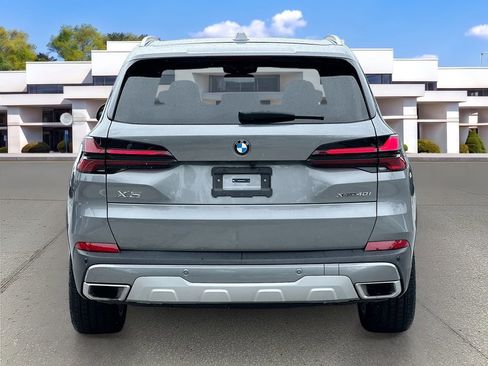 Used 2025 BMW X5 xDrive40i w/ Executive Package AWD/4WD image 6
