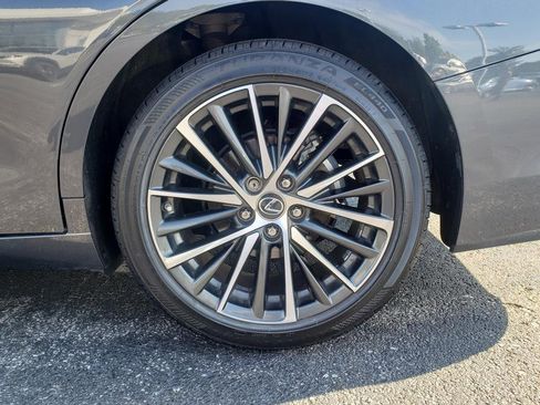 Used 2024 Lexus ES 350 w/ Premium Package image 33