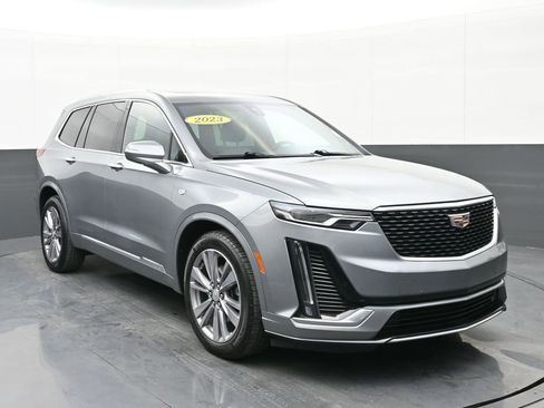 Used 2023 Cadillac XT6 Premium Luxury image 1