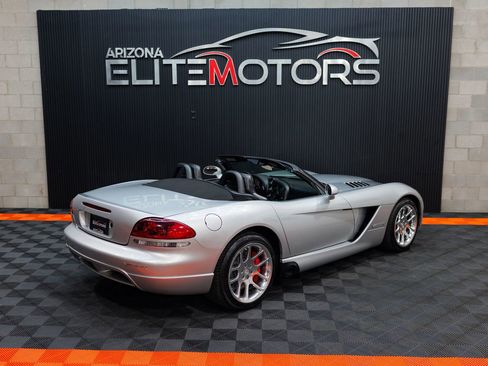 Used 2004 Dodge Viper SRT-10 image 33