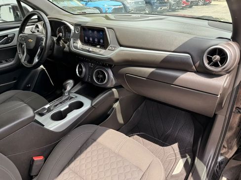 Used 2020 Chevrolet Blazer LT FWD image 23