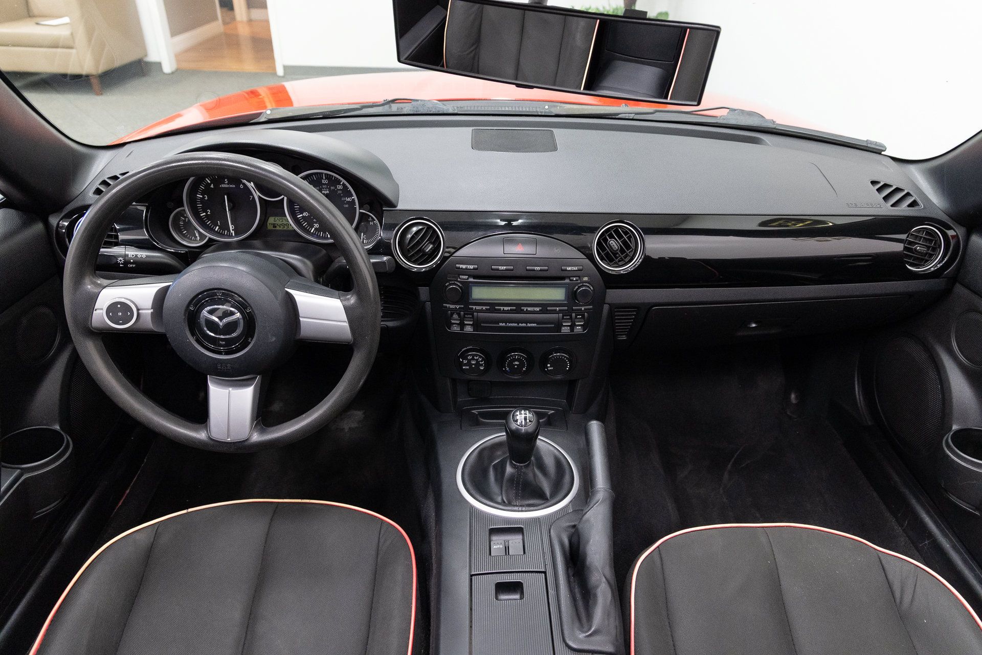 Used 2007 MAZDA MX-5 Miata SV RWD image 5