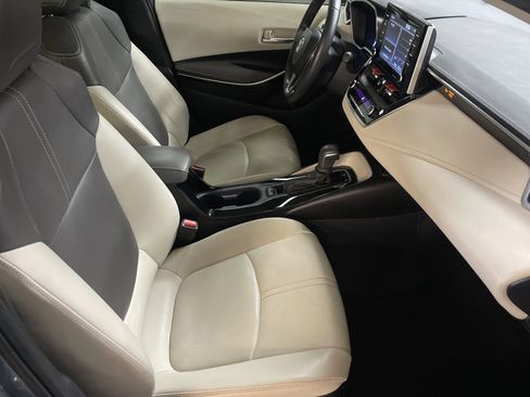 Used 2020 Toyota Corolla XLE image 35