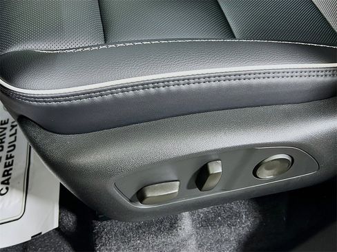 New 2026 GMC Acadia Denali image 16