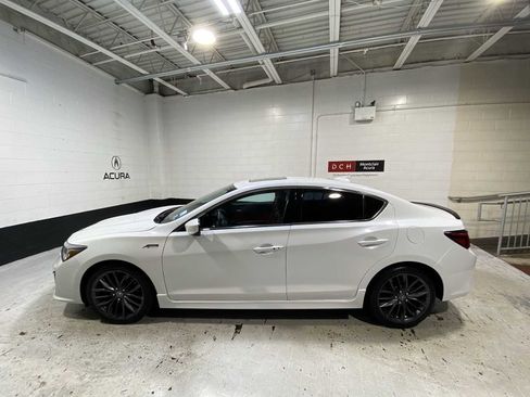 Used 2019 Acura ILX w/ Technology & A-SPEC Package image 3