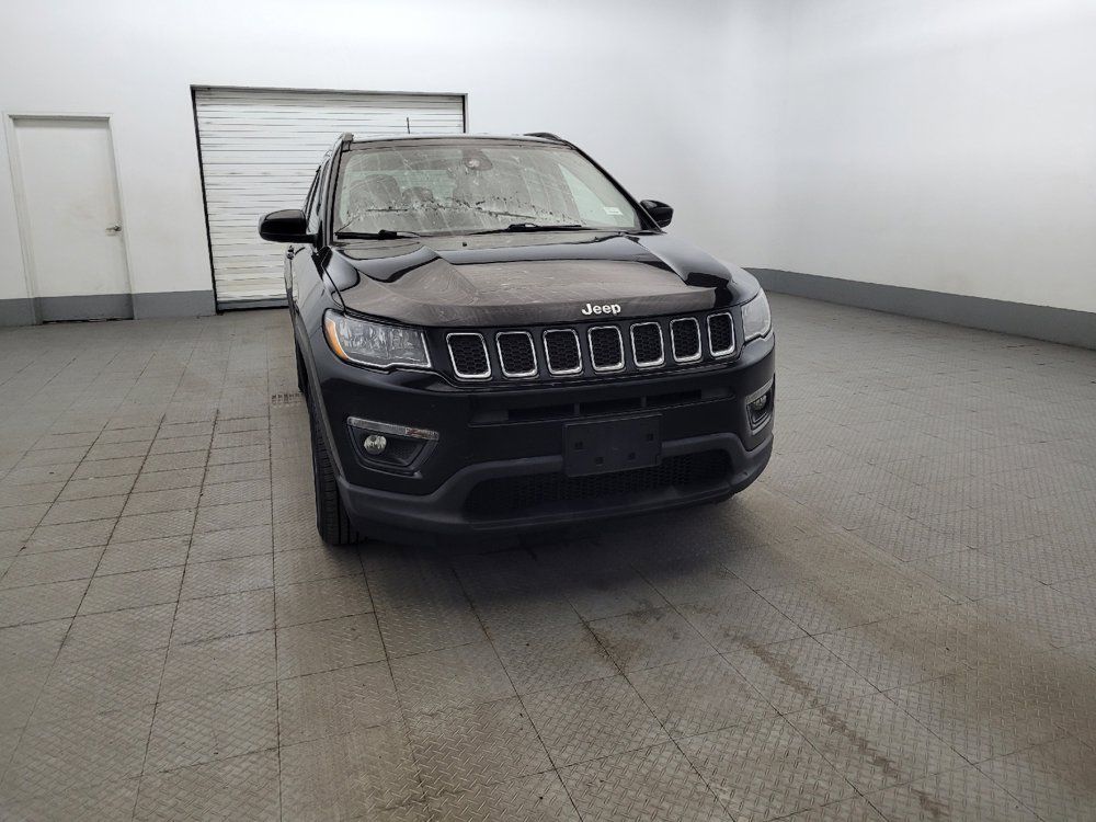 Used 2019 Jeep Compass Latitude w/ Popular Equipment Group AWD/4WD image 14