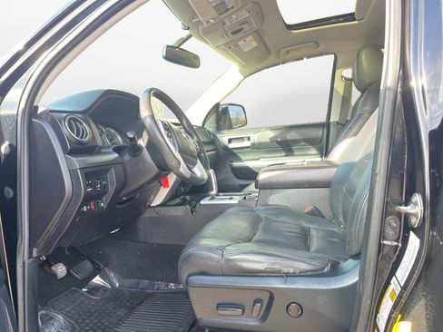 Used 2016 Toyota Tundra SR5 image 11