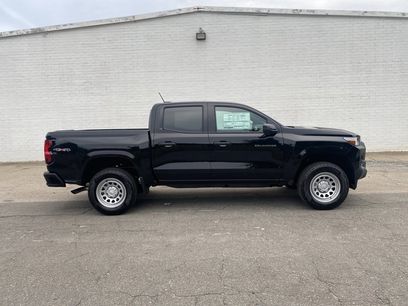 New 2025 Chevrolet Colorado W/T