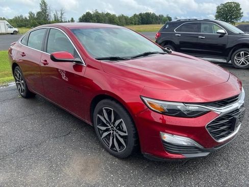 Used 2024 Chevrolet Malibu RS FWD image 2