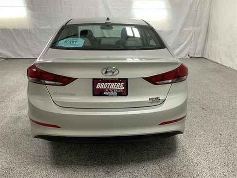 Used 2018 Hyundai Elantra Value Edition FWD image 7