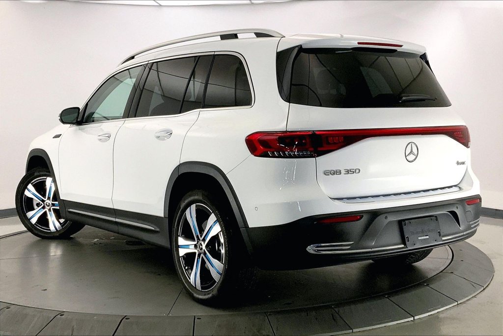 Used 2023 Mercedes-Benz EQB 350 4MATIC SUV image 10