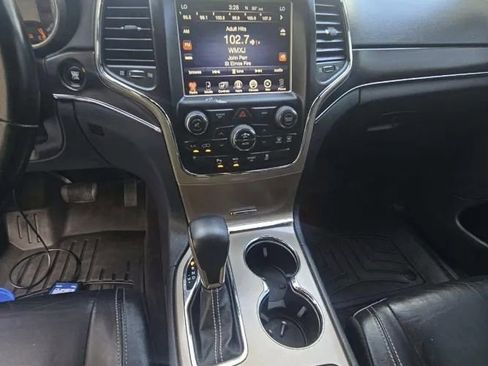 Used 2016 Jeep Grand Cherokee Limited w/ Trailer Tow Group IV image 8