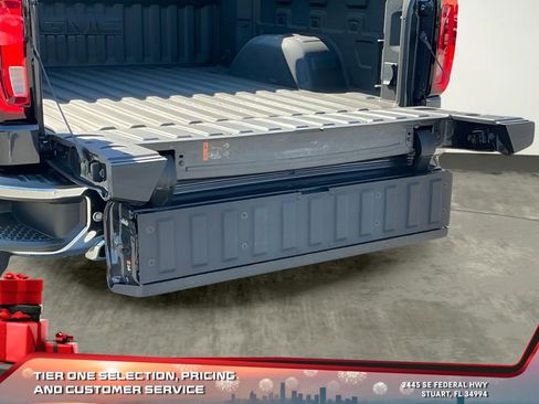 Used 2022 GMC Sierra 1500 SLT w/ SLT Premium Plus Package image 46