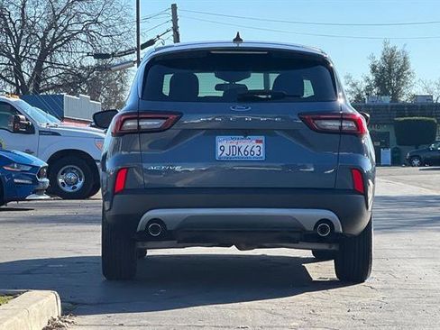 Certified 2023 Ford Escape Active w/ Cold Weather Package image 5