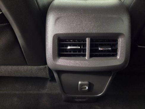 Used 2022 GMC Terrain SLT w/ Elevation Edition FWD image 24