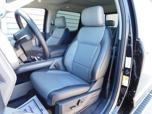 New 2025 Ford F150 Lariat w/ Equipment Group 501A Mid image 10