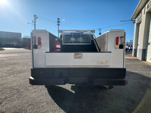 Used 2022 Chevrolet Silverado 2500 LT w/ Convenience Package image 5