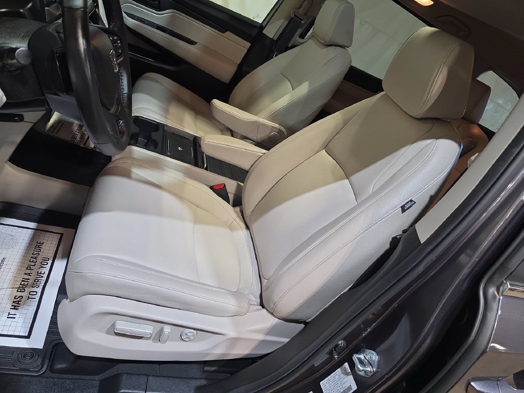 Certified 2026 Honda Odyssey EX-L image 13