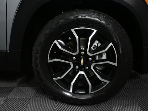 Used 2023 Chevrolet TrailBlazer ACTIV w/ Sun and Liftgate Package image 35