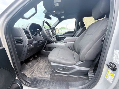 Used 2019 Ford F150 XLT w/ Equipment Group 302A Luxury AWD/4WD image 10