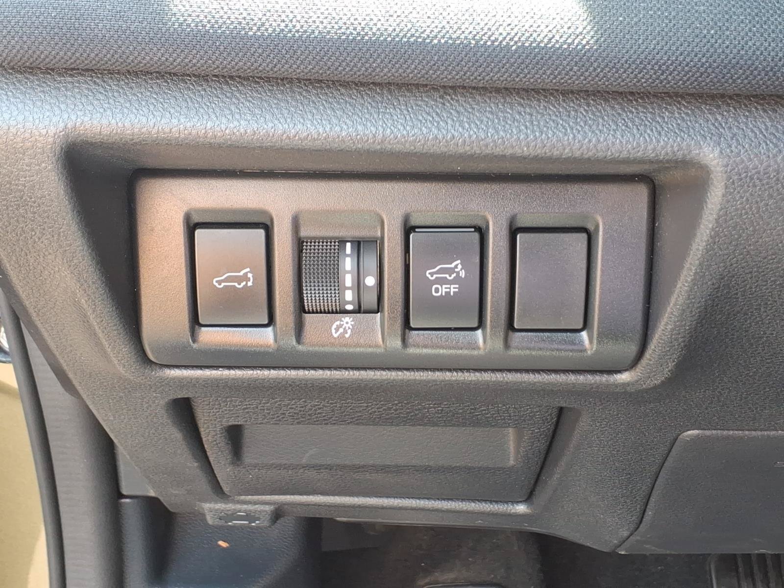 Used 2023 Subaru Outback Premium AWD/4WD image 23