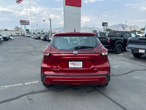 Used 2021 Nissan Kicks SV FWD image 10