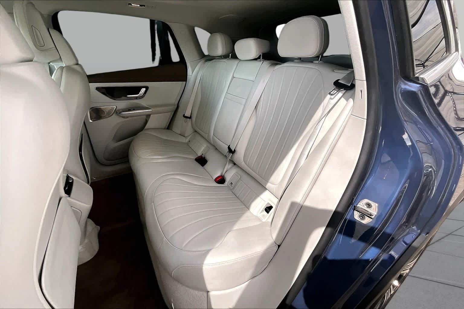 Used 2023 Mercedes-Benz EQE 350+ SUV image 20