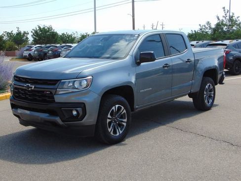 Used 2021 Chevrolet Colorado Z71 w/ Safety Package AWD/4WD image 8