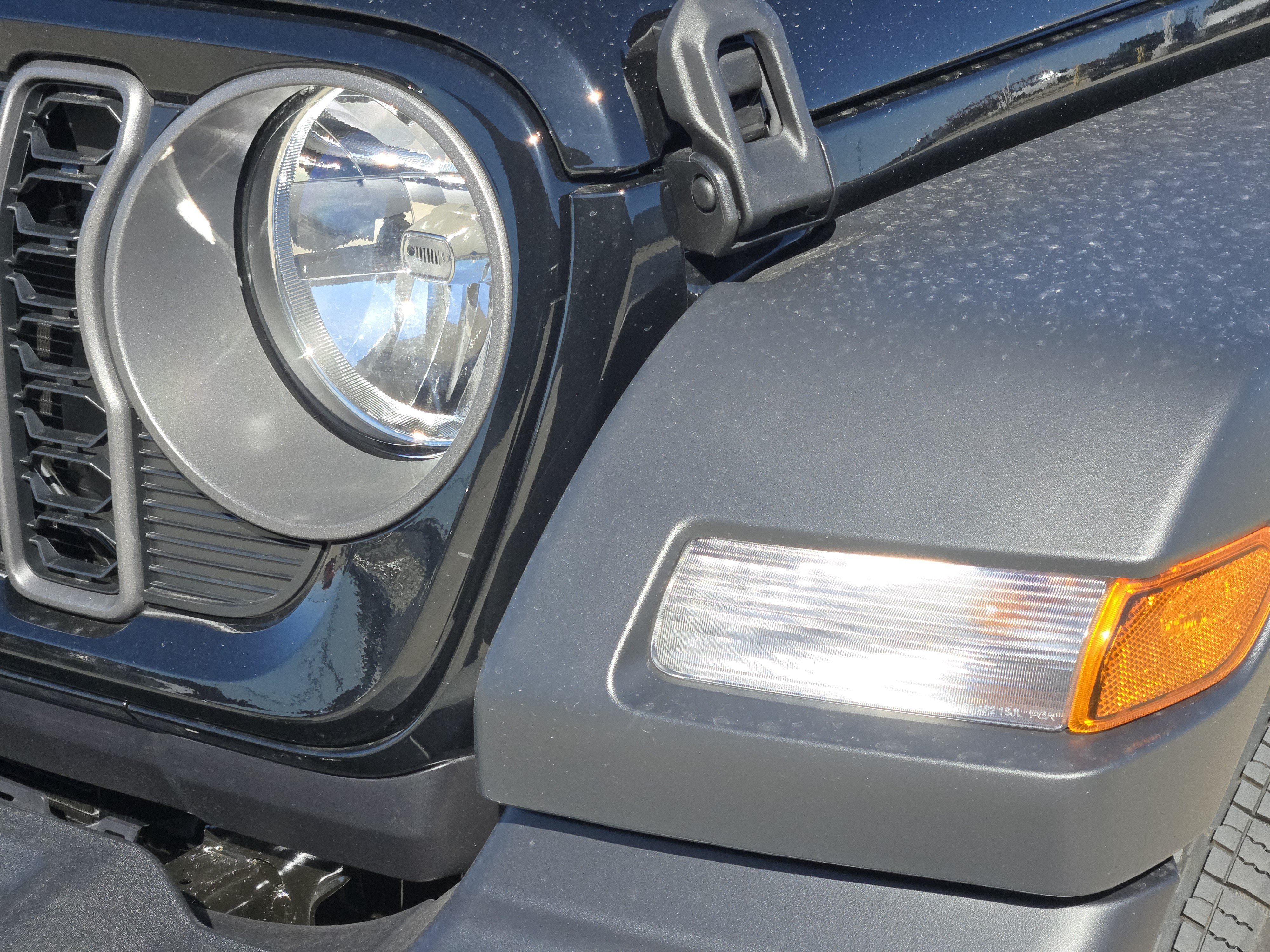 New 2026 Jeep Wrangler Unlimited Sport AWD/4WD image 7
