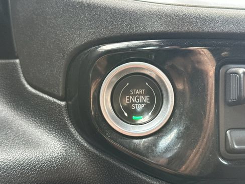 Used 2023 GMC Sierra 1500 Elevation AWD/4WD image 24