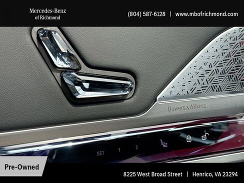 Used 2025 BMW 760i xDrive w/ Premium Package image 25