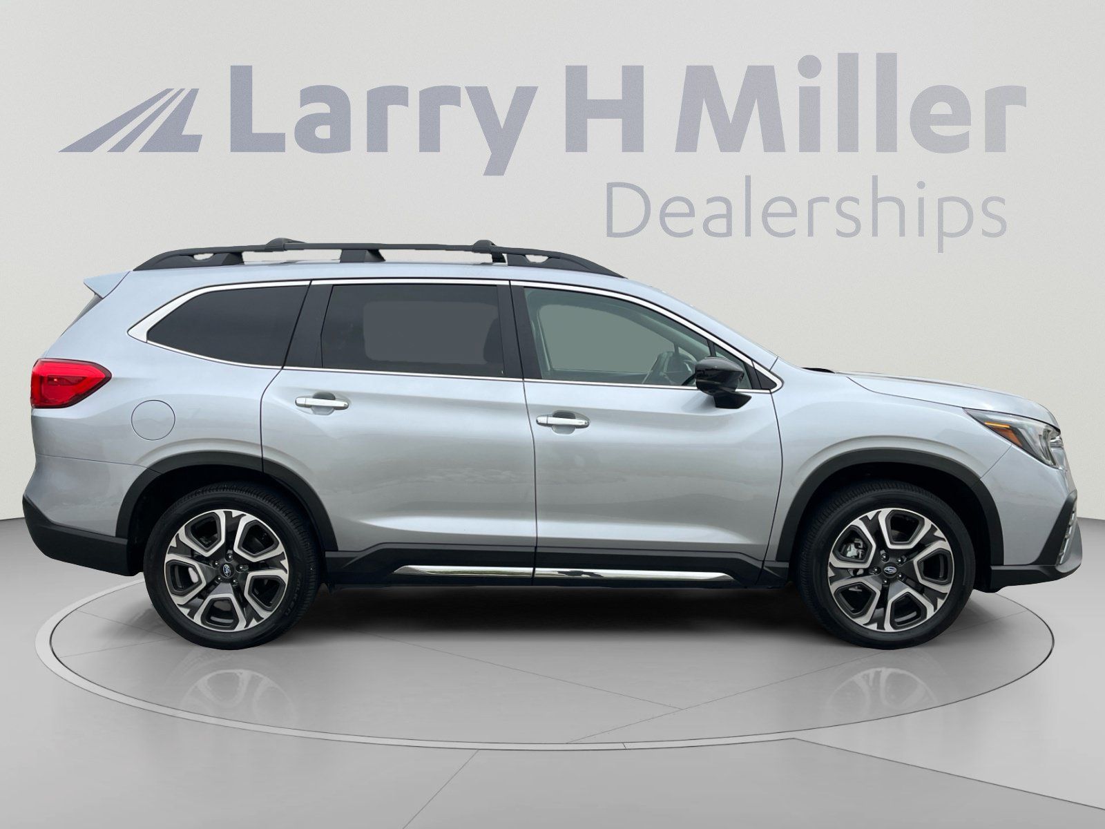 Certified 2026 Subaru Ascent Touring AWD/4WD image 6