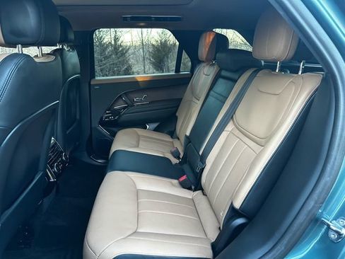 Certified 2024 Land Rover Range Rover Sport Dynamic SE AWD/4WD image 12