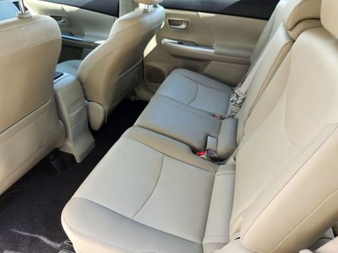 Used 2012 Toyota Prius V Five FWD image 19
