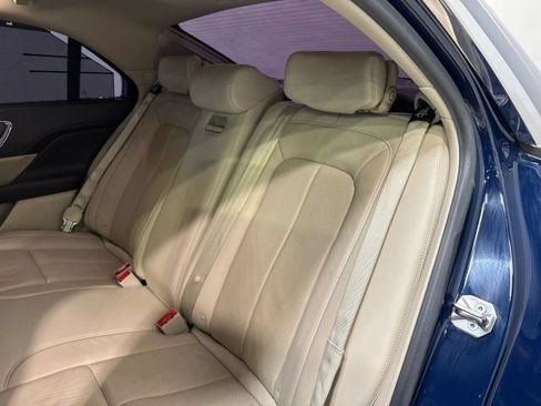Used 2019 Lincoln Continental Reserve w/ Rear Seat Package AWD/4WD image 27