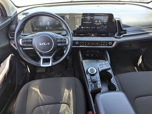 Used 2023 Kia Sportage LX AWD/4WD image 27