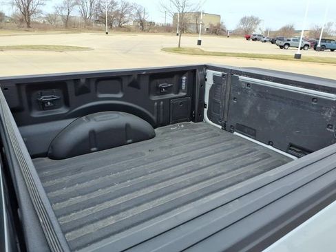 Used 2024 Ford F150 Platinum w/ Equipment Group 702A High image 7