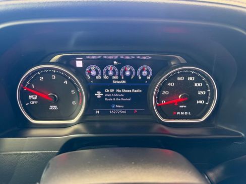 Used 2020 Chevrolet Silverado 1500 High Country RWD image 22