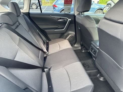New 2025 Toyota RAV4 XLE AWD/4WD image 27
