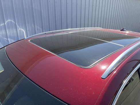 Used 2017 Cadillac XT5 Platinum w/ Driver Assist Package image 20