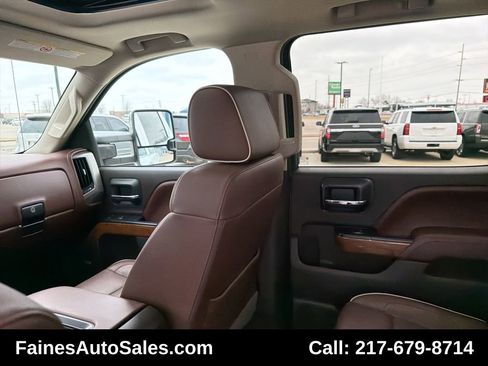 Used 2016 Chevrolet Silverado 2500 High Country w/ Duramax Plus Package image 64