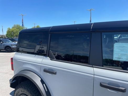 New 2026 Ford Bronco Big Bend AWD/4WD image 17