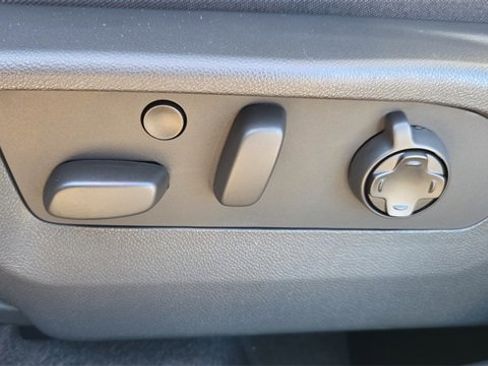 New 2026 Buick Envision Avenir image 33