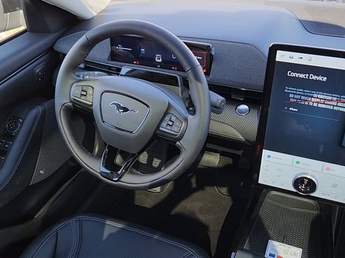 New 2026 Ford Mustang Mach-E Premium image 5