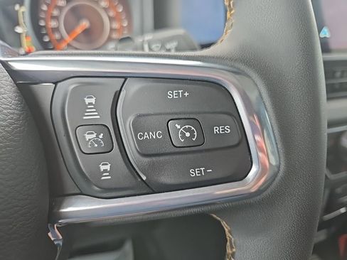 Used 2024 Jeep Wrangler Sahara w/ Technology Group AWD/4WD image 44