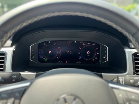 Used 2023 Volkswagen Atlas SE w/ Panoramic Sunroof Package AWD/4WD image 22